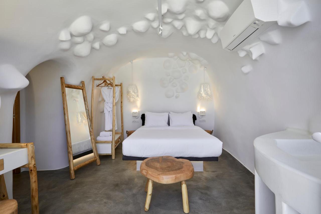 אימרוביגלי Theano Cave Suites & Villas מראה חיצוני תמונה