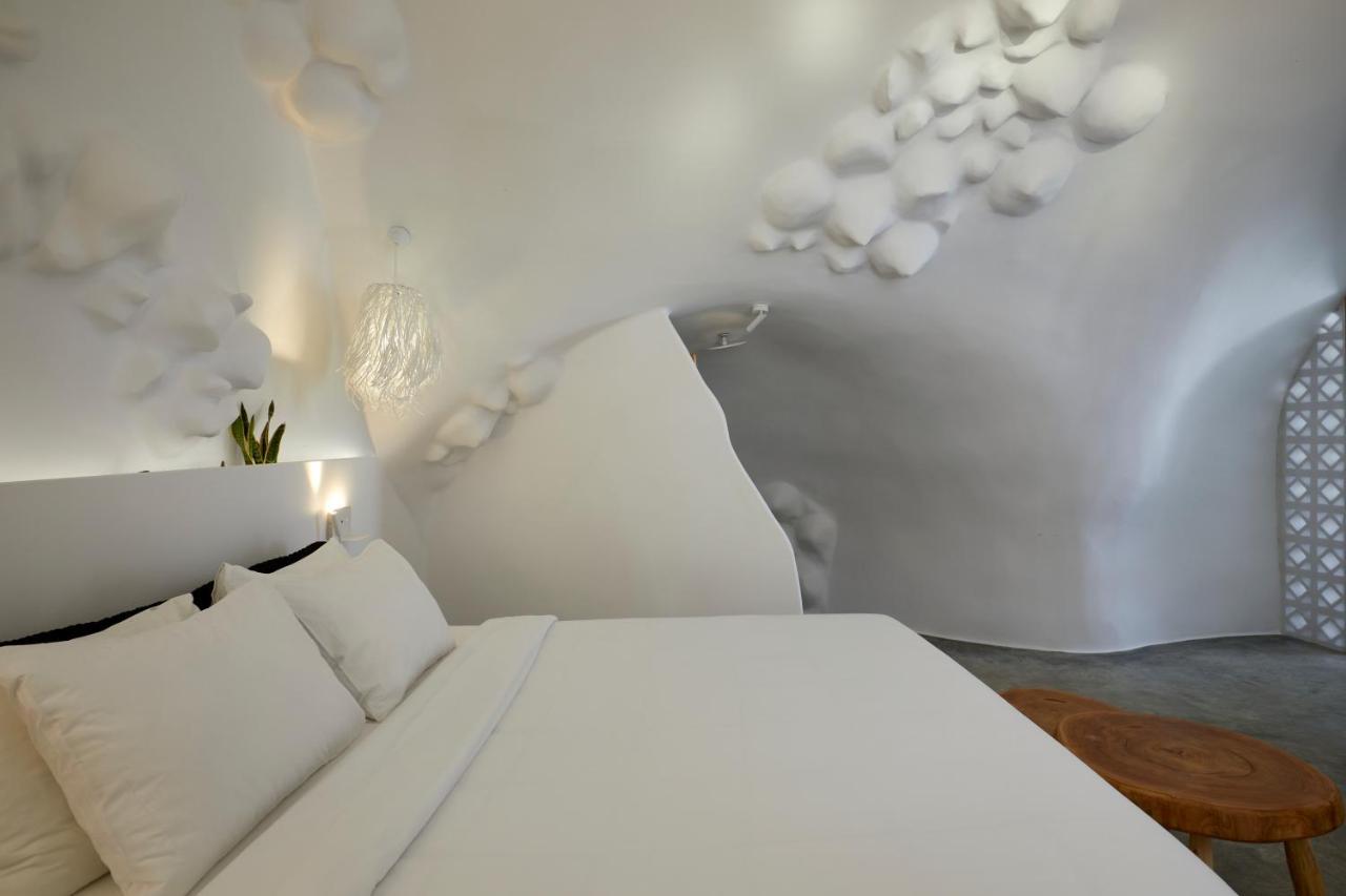 אימרוביגלי Theano Cave Suites & Villas מראה חיצוני תמונה