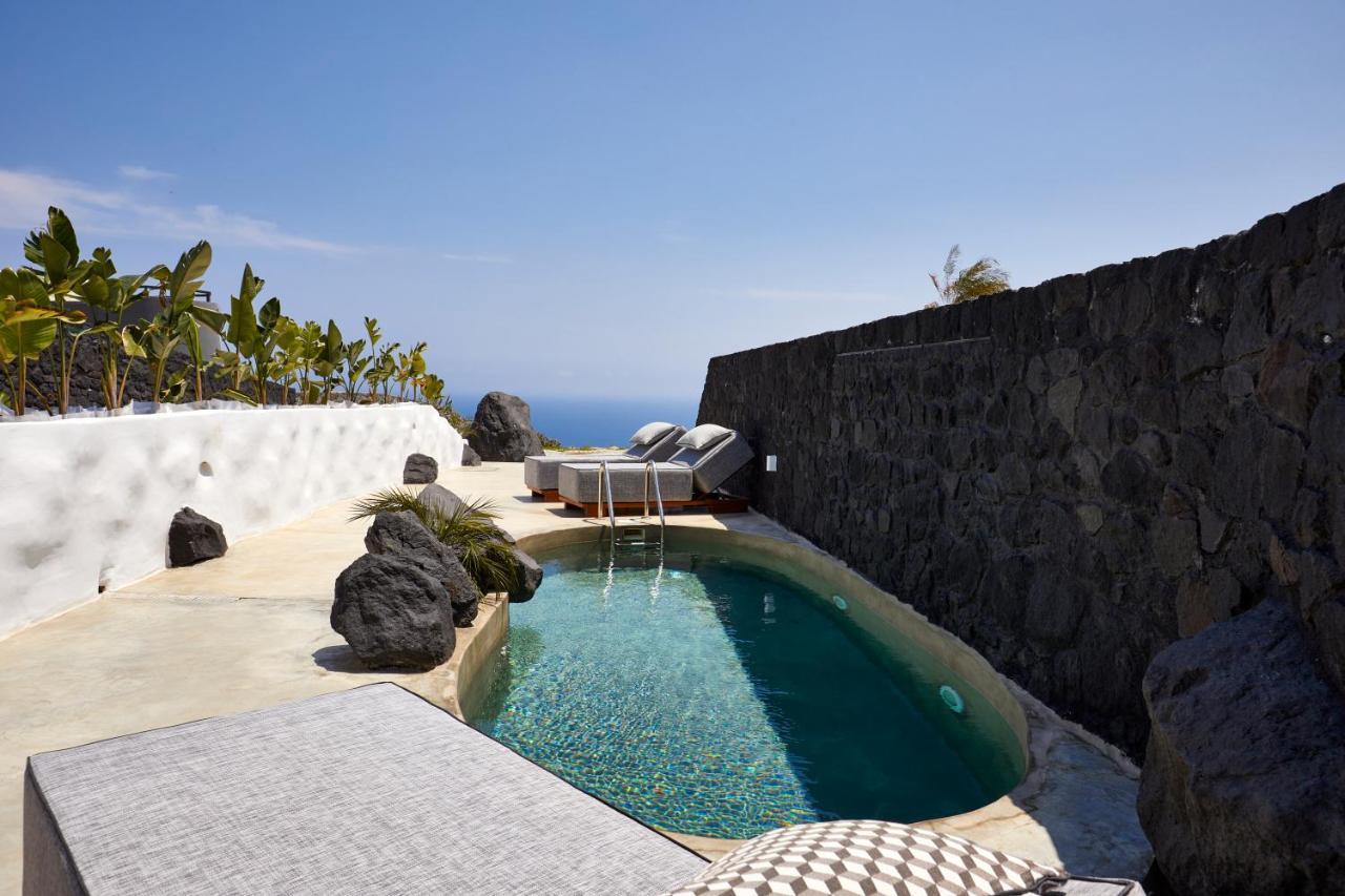 אימרוביגלי Theano Cave Suites & Villas מראה חיצוני תמונה